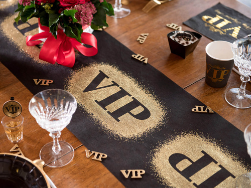 VIP glitter birthday runner - 30 cm x 3 m - 1 pc.