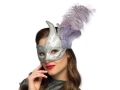 Maska karnawałowa srebrna Dama z piórami - 1 szt.