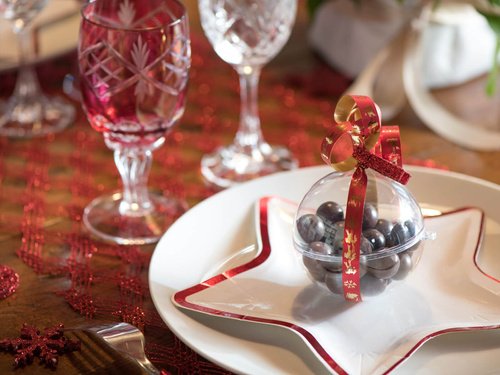 Santa's Sledge decorative ribbon - red - 25 m