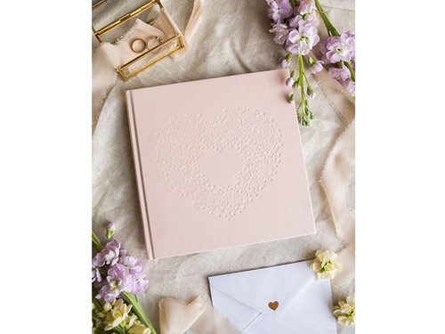 Guest Book 20,5 x 20,5 cm 44 pages